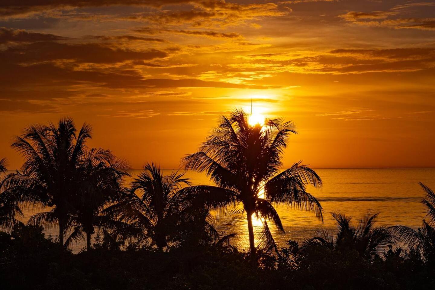 Hermoso Departamento Con Vista Al Mar جزيرة هول بوكس المظهر الخارجي الصورة